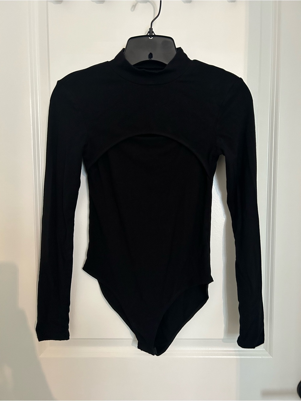 Mangopop Black Mock Neck Cutout Long Sleeve Bodysuit Women’s Size XS